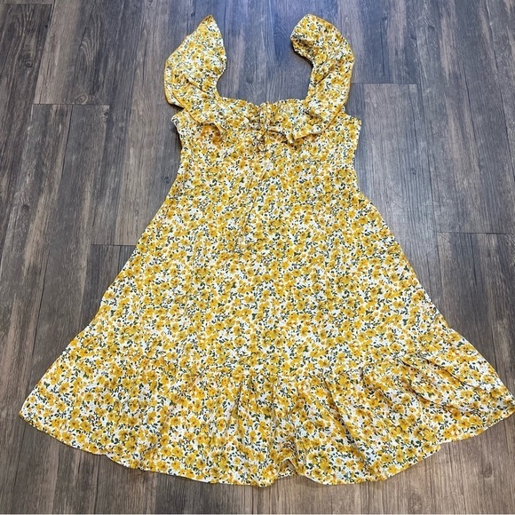 NWT Women’s Mustard Yellow Off Shoulders Floral Fit and Flare Mini Dress Size XS - Picture 5 of 9